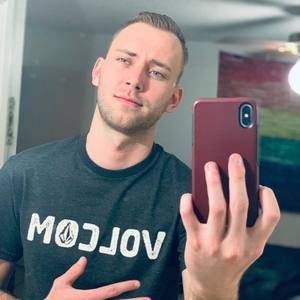 Meet your Posher, Brandon